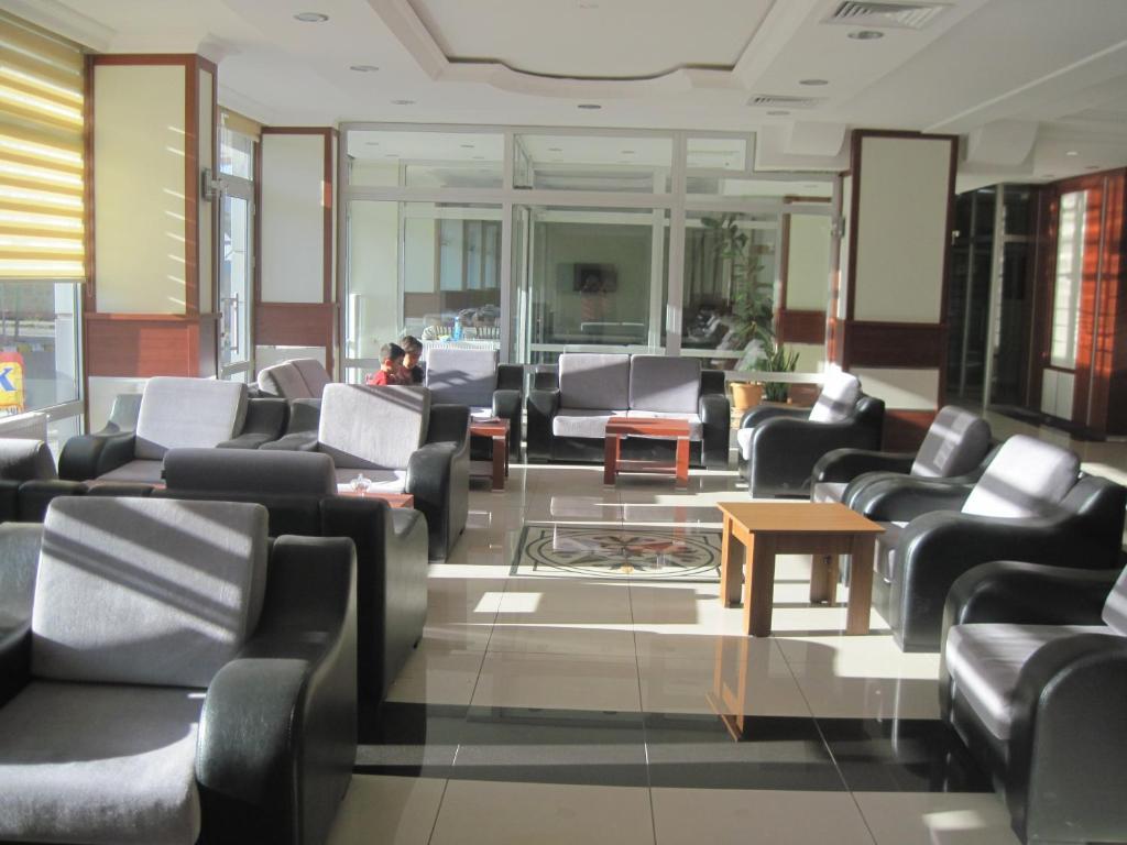 Kafkas Ari Hotel Ardahan Extérieur photo